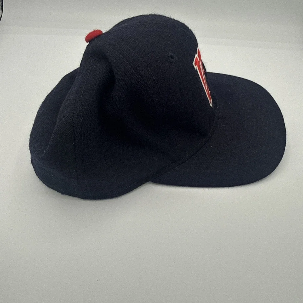 Vintage Minnesota Twins  6-7/8 small Hat Sports Specialties MLB Baseball 80s VTG
